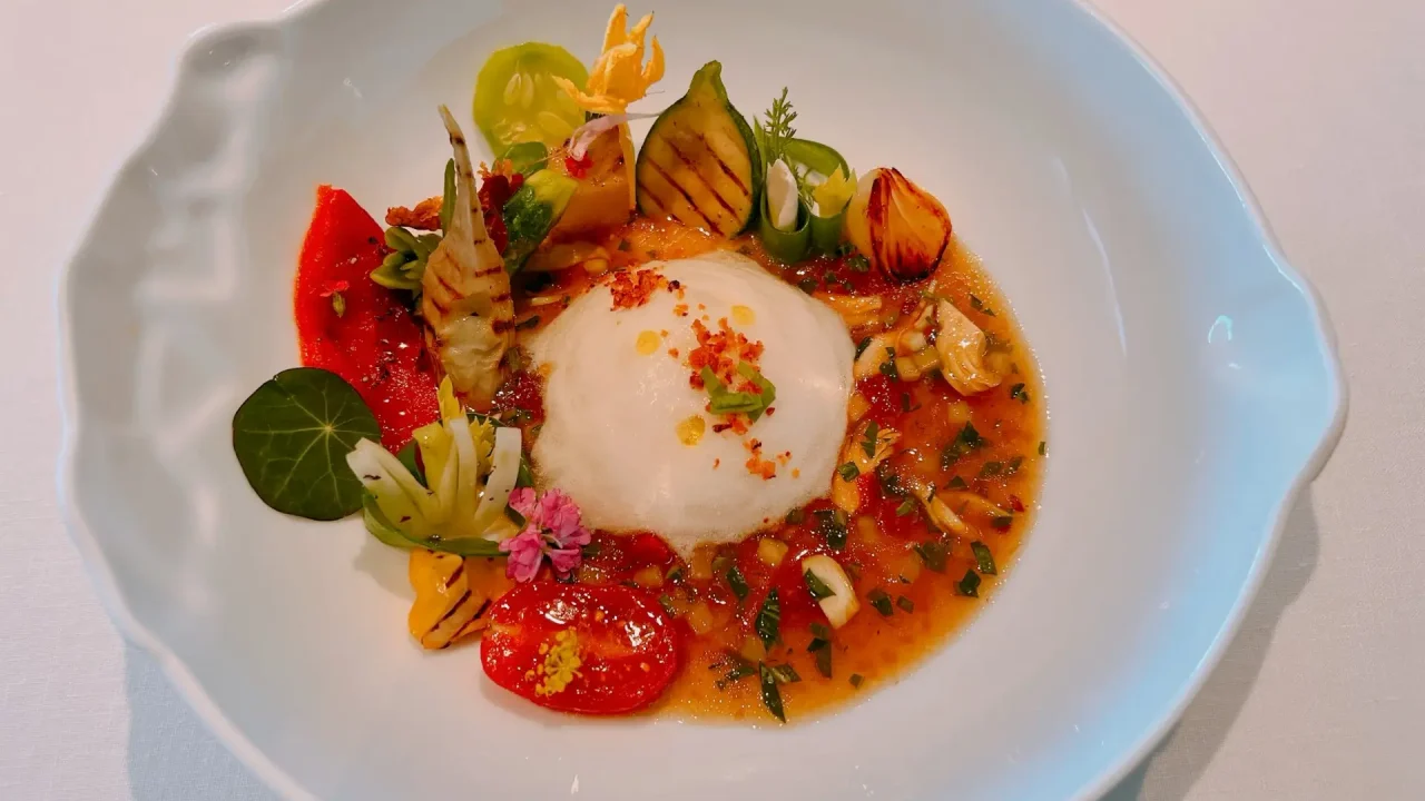 Fr - Paris -Plenitude (1)