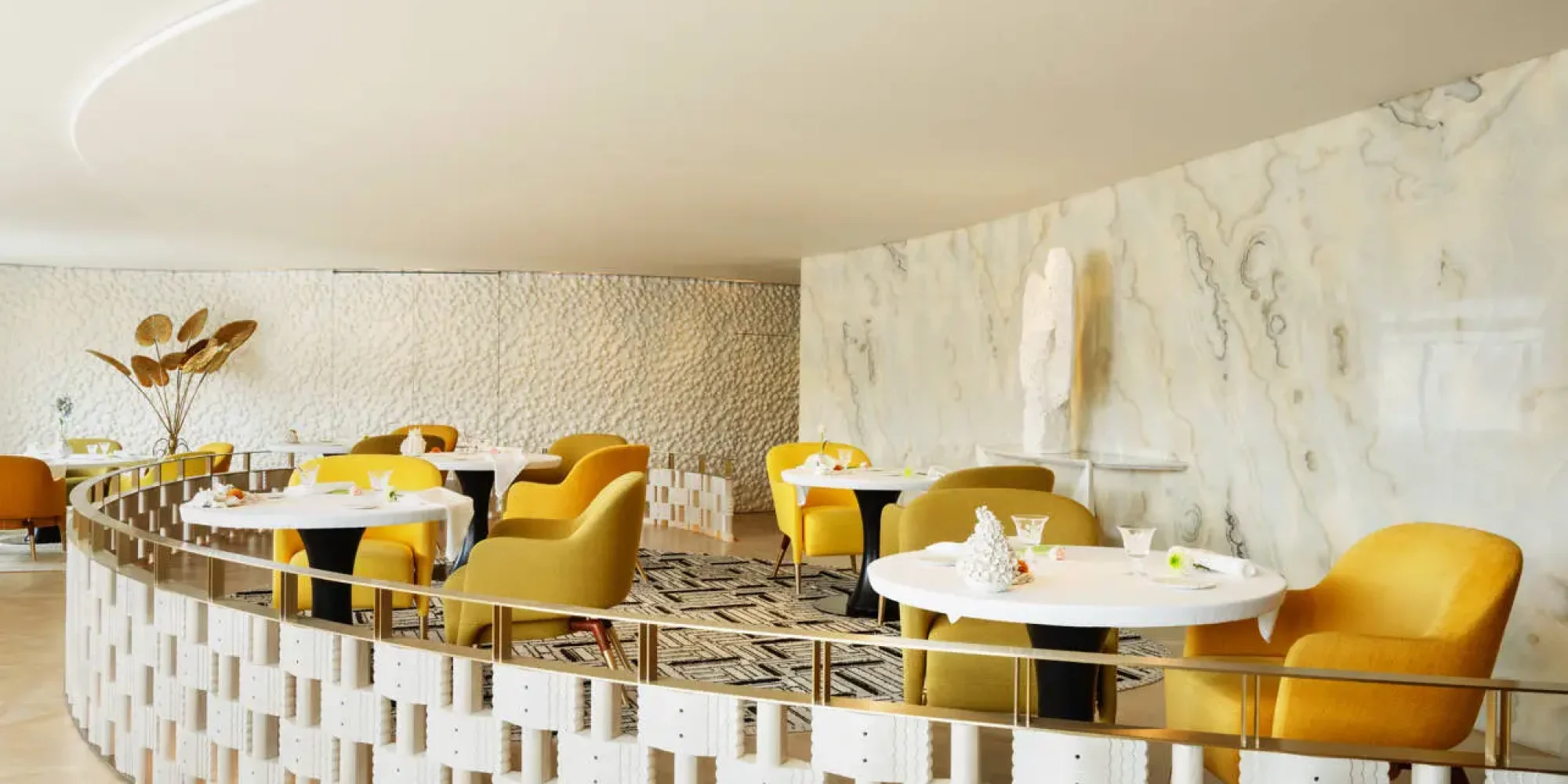 Fr - Paris -Plenitude (2)